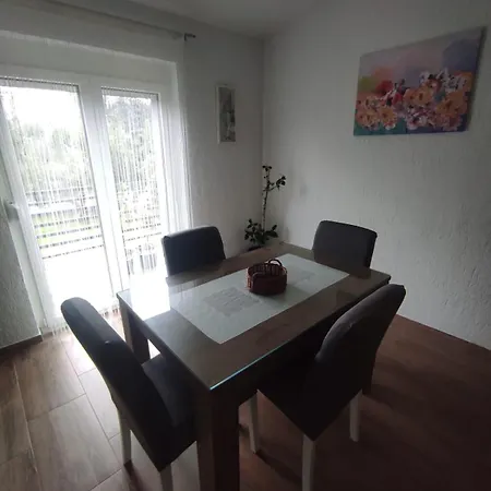 Aurora Parenzo Apartment